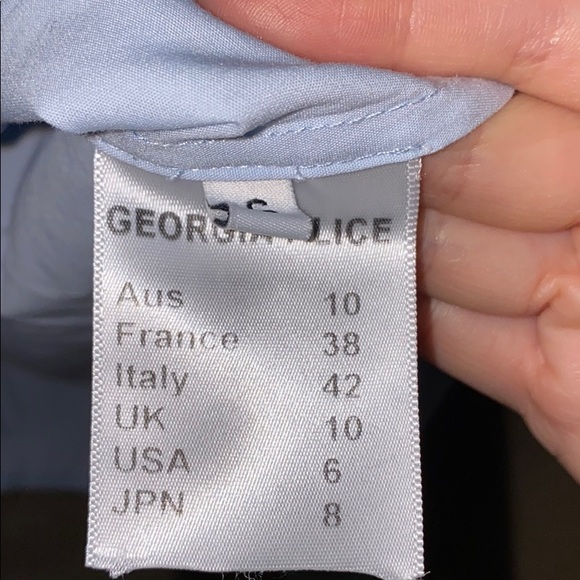 Hi-Low Top - Picture 4 of 4